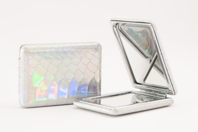 OGLEDALO COSMETIC MIRROR CETVRTASTO 3